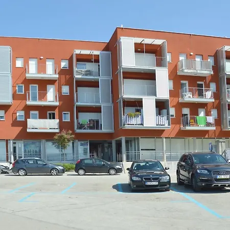 Riva Sea View Apartment